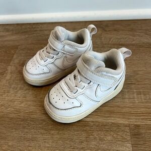Nike Air Force 1‎ Court Baby Shoes White Velcro Strap Size 4 air force one